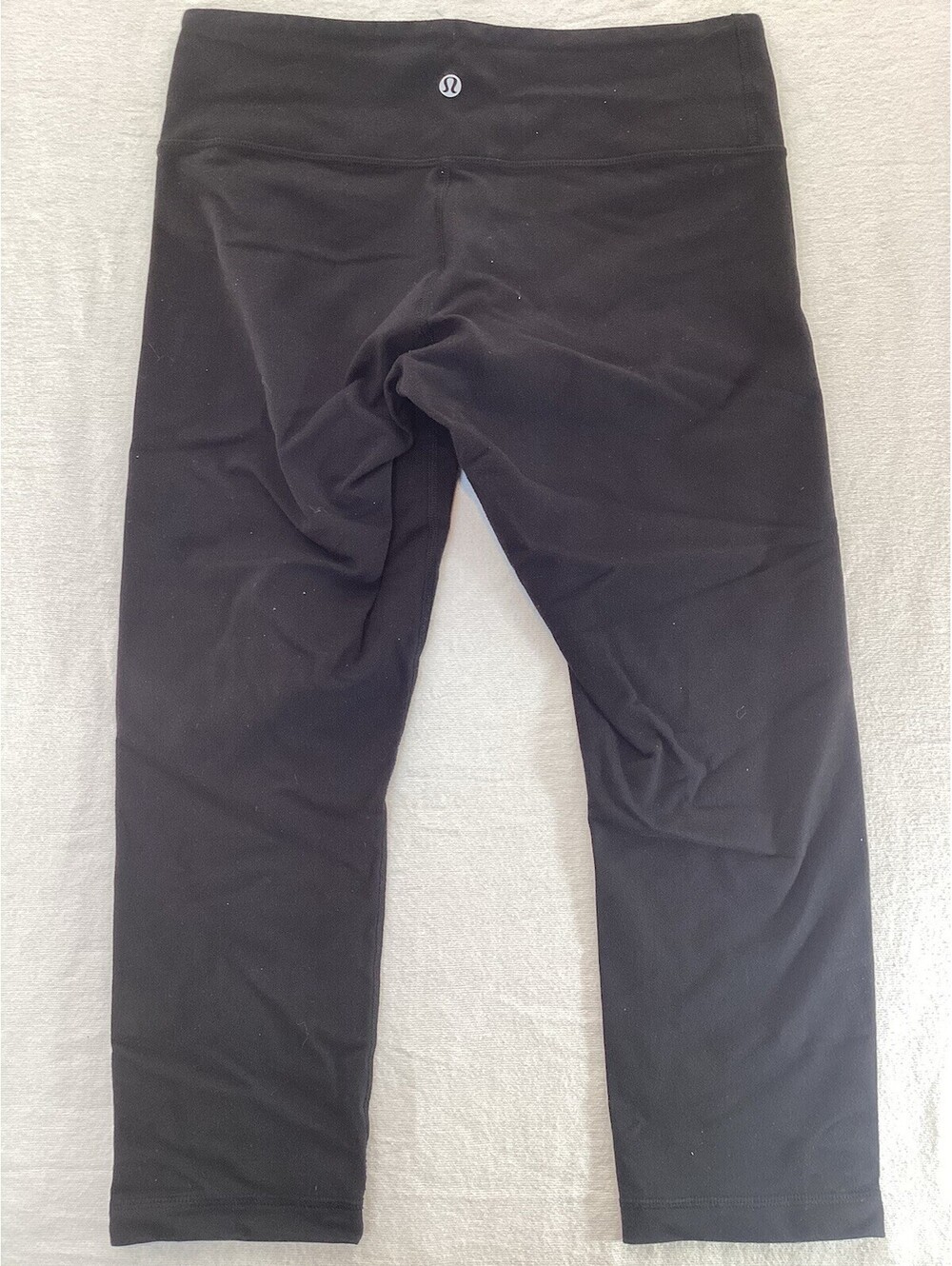 Lululemon Align Black High Rise Crop 19" Leggings Yoga Pants Size 8 Athleisure - Picture 2 of 3